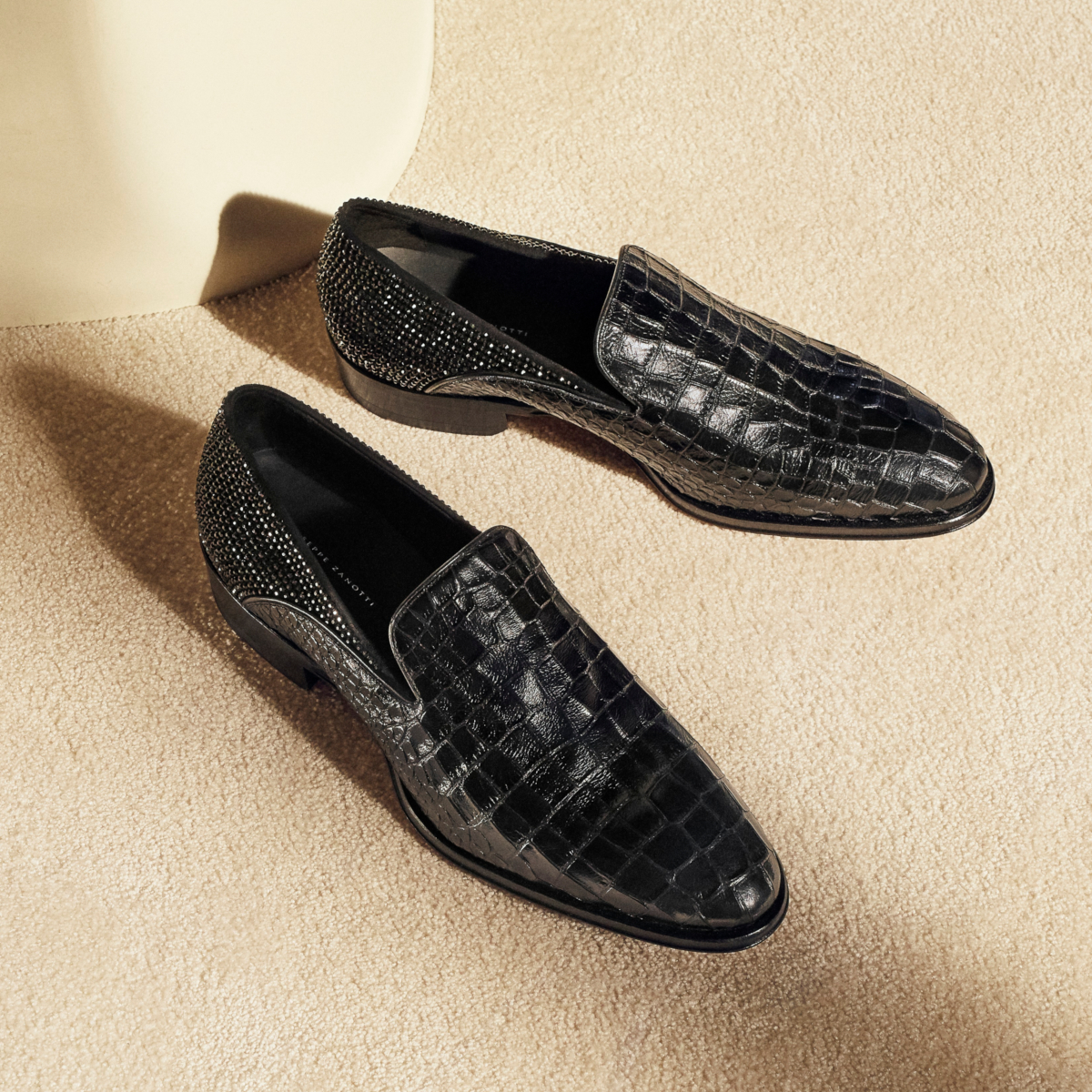 outlet giuseppe zanotti online